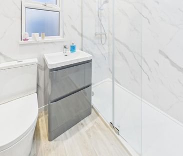 3 bedroom terraced house to rent - Photo 6