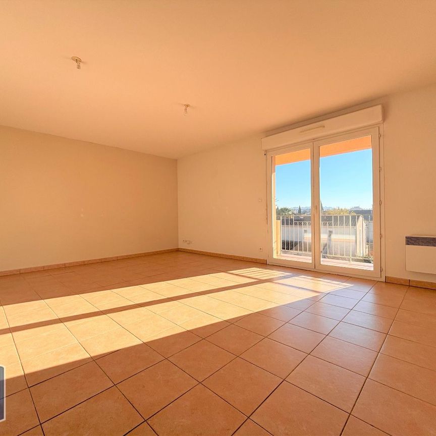 Location Appartement 3 pièces 72m² ORANGE 84100 - Photo 1