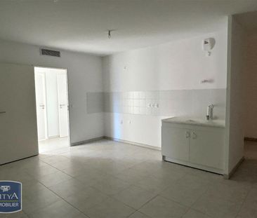 Location Appartement 3 pièces 67m² MARSEILLE 9ème - Photo 5