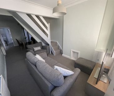 Bond Street, Stoke-on-Trent - Photo 1