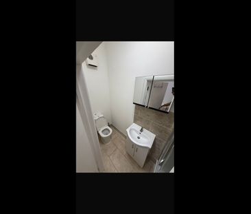 1 Bed Flat, Frinton Mews, IG2 - Photo 6