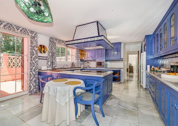 Luxury Villa for rent in San Pedro de Alcántara, Andalusia