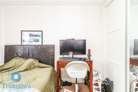 2 bed Apartment for Rent - Photo 5