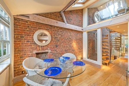 3 bedroom flat to rent - Photo 2