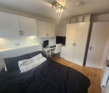 Orchard Gardens, Bristol - Photo 6