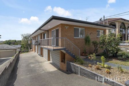 “Charming 3-Bedroom Unit in Annerley” - Photo 3