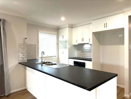 2/100 Polzin Road, Highfields - Photo 5