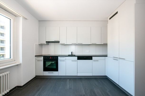 "Central at Solothurn train station!" - Photo 1