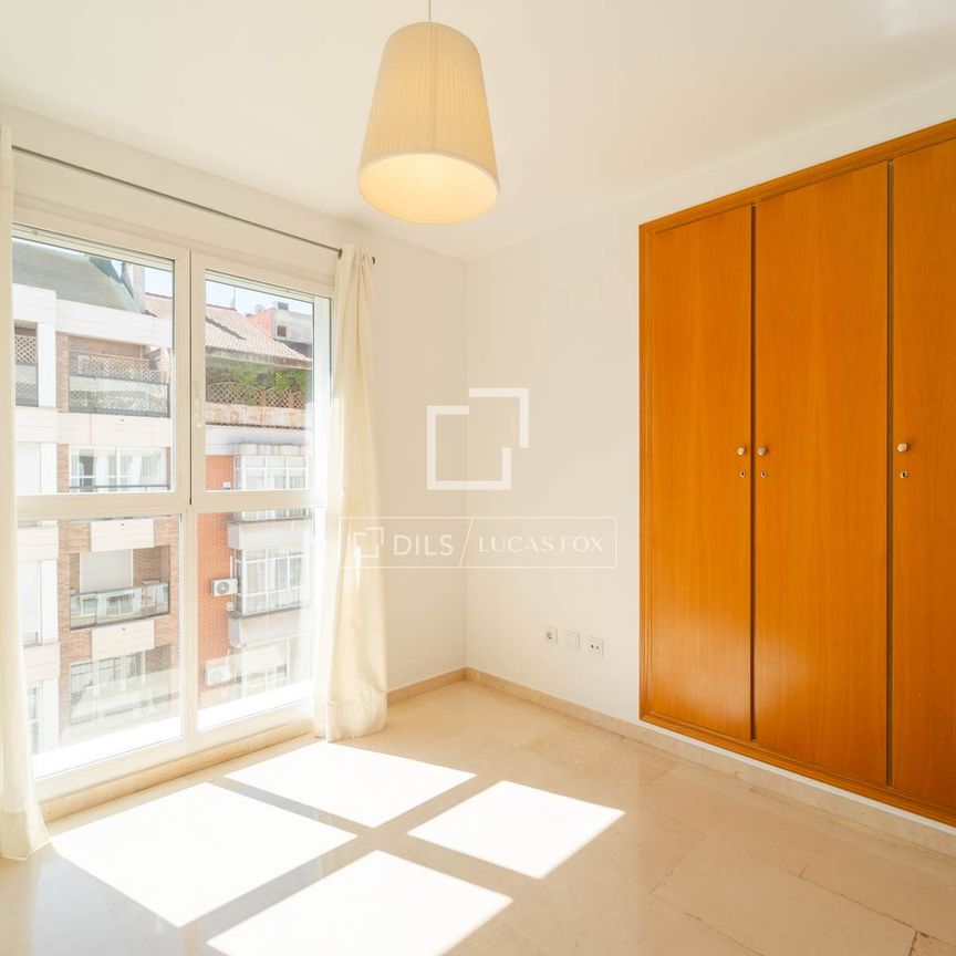 4 Bedroom apartment for rent in El Pla del Real, Valencia - Photo 1
