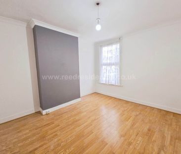 Cotswold Road, Westcliff on Sea - Photo 2