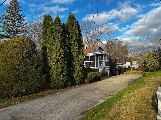 1219 40e Avenue, Laval (Fabreville), QC H7R - Photo 1