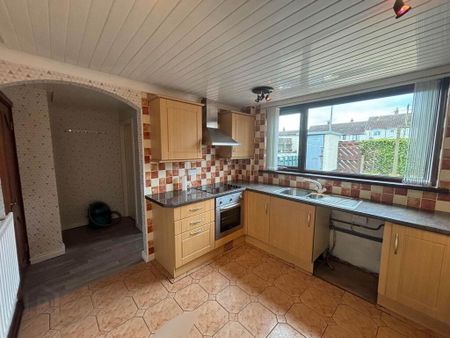 41 Carnroe Drive, Carrickfergus, BT38 8XF - Photo 3