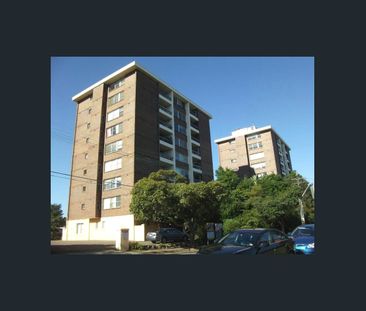 Enjoy a lifestyle of convenience with this one bedroom unit in the ... - Photo 1