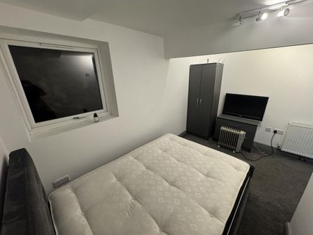 5 bedroom house share to rent - Photo 3