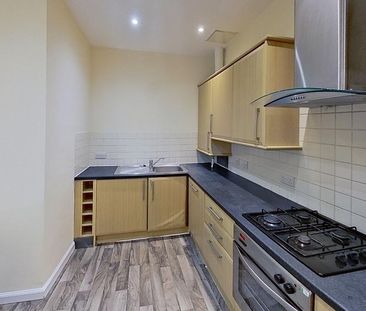 4 bedroom terraced house to rent - Photo 6