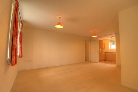 2 BED Apartment To rent - Photo 3
