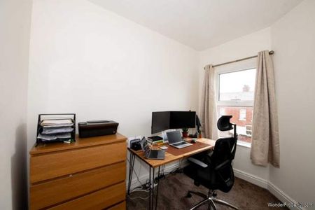 2 bedroom property to rent in Manchester - Photo 4