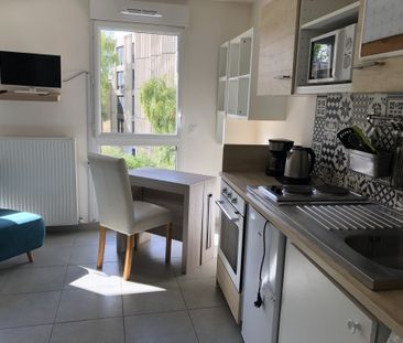 Location Appartement 1 pièce 24m² FONTAINEBLEAU 77300 - Photo 4