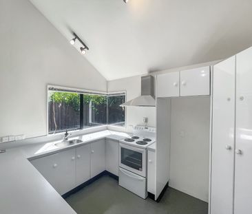 PETONE LIVING - Photo 4