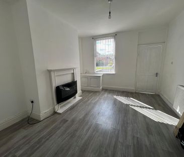 2 bedroom house to rent - Photo 1