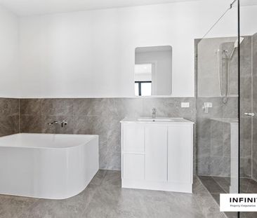 18 Mirimbah Walk, Wollert, Vic 3750 - Photo 1