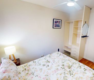 Fully Furnished Coastal Apartment with Bay Views – Walk to Beaches ... - Photo 5