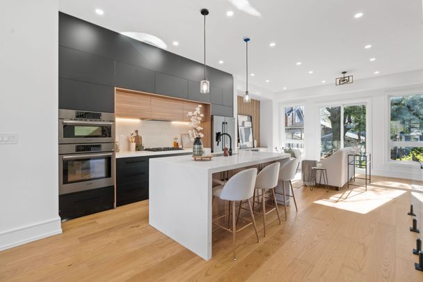 For Lease - 122 Warden Avenue, Toronto, Ontario - Photo 1