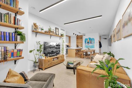 Lifestyle Unit, Close to all Amenities. - Photo 3