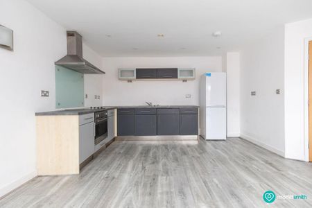 2 bedroom flat to rent - Photo 4