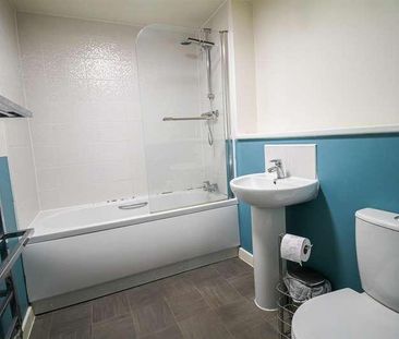 Renshaw Drive, Gedling, Nottingham, NG4 - Photo 5