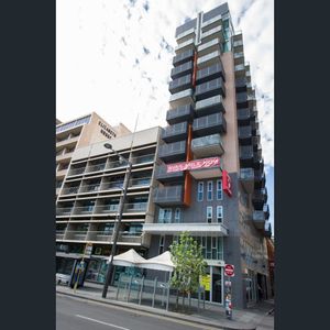 1 Bedroom Fully Furnish Apartment Available NOW! - Photo 2