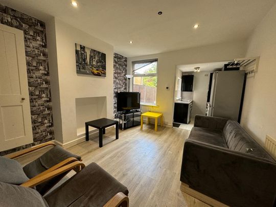 107 Leopold Street - Golden StableLoughborough - Photo 1