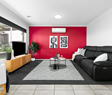 Family Living with Style, Space & Stunning Sunsets - Photo 3