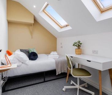 1 bedroom in a house share to rent - Photo 4