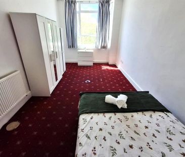 7 bedroom house share to rent - Photo 3