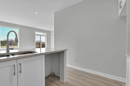 For Lease - 290 Bankside Way, Barrhaven, Ontario - Photo 5