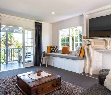 Lovely family home in Surfdale - Photo 1