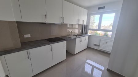 Location Appartement 4 pièces 95m² ORLEANS 45000 - Photo 3