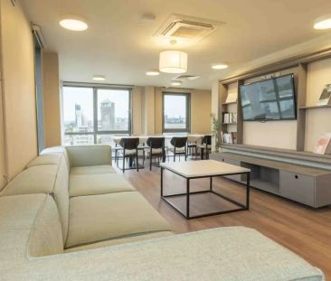 Silver En Suite - Photo 4