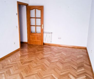 Piso de alquiler en Calle de Molina, 25, Almenara -Ventilla - Photo 3