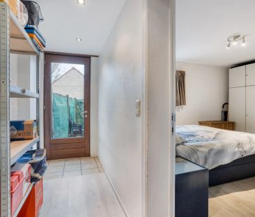 Gelijkvloersapp. (91m²) te huur in Halle, met 1 slpk en koer - Photo 6