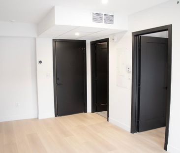 5350 Av. Victoria, apt. 204 - Photo 1