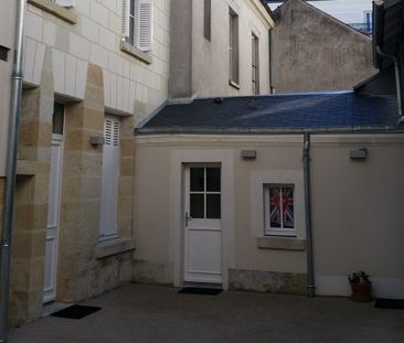 A LOUER : STUDIO MEUBLE CENTRE DE TOURS • Réf. GI-CR-G0080-6 - Photo 1