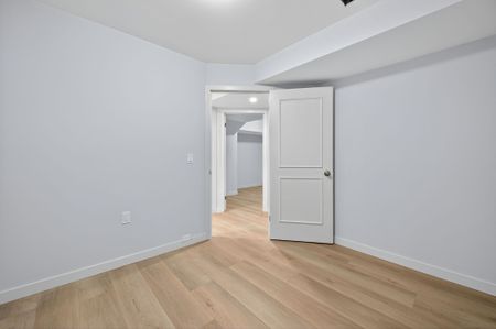 For Lease - 19 Candis - lower level Drive, Toronto, Ontario - Photo 4