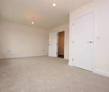 Woodbridge Road, Rushmere St. Andrew, Ipswich, IP5 1BQ - Photo 5