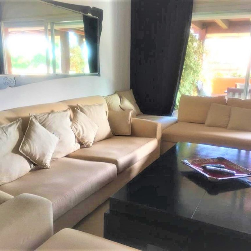 Atico en alquiler en Marbella, Marbella - Photo 1