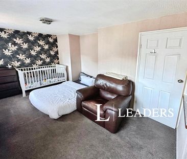 2 bedroom house to rent Housefield Road, ST2 - Photo 2
