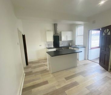 Auckland Road - Photo 3