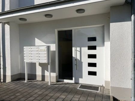 LOSHEIM : Altersgerechte Wohnung mit TERRASSE in zentraler LAGE ! - Photo 3