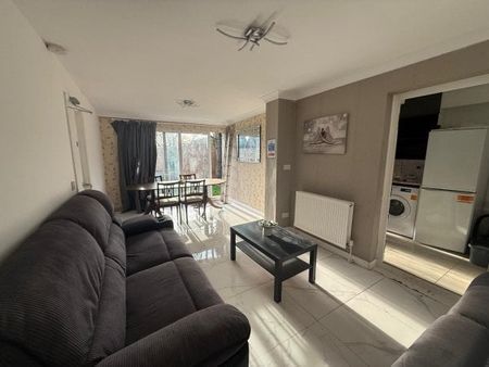 Belfast Walk, DERBY, DE21 - Photo 5